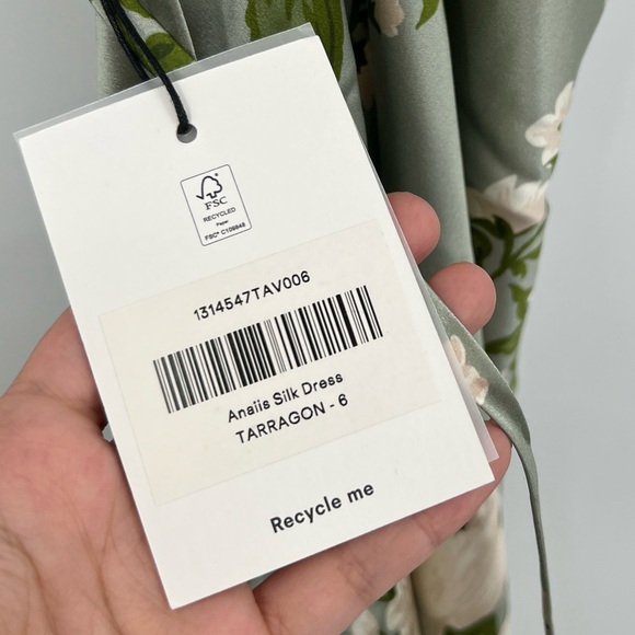 Reformation Anaiis Tarragon Floral Sage Green Maxi Dress with Blush Floral Print - Picture 6 of 6